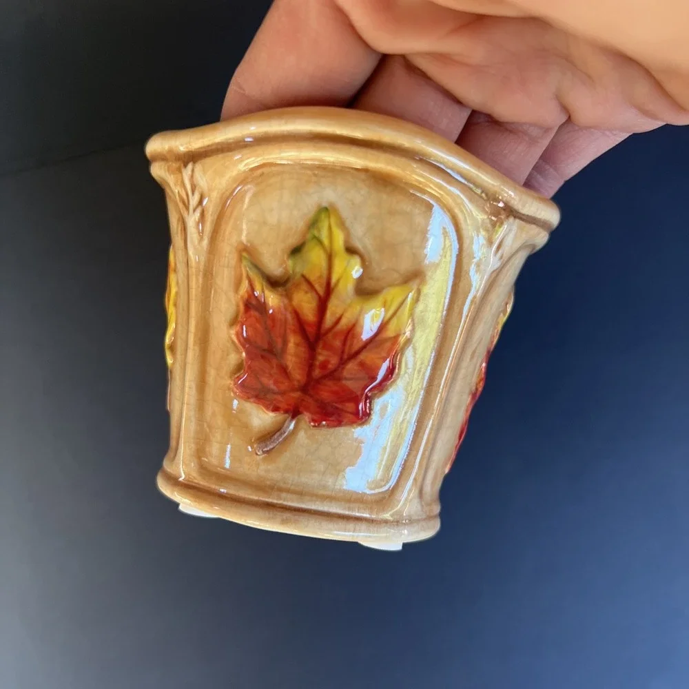 VTG Retired Yankee Candle Fall Autumn Leaves Votive Candle Holder Leaf Panel NIB